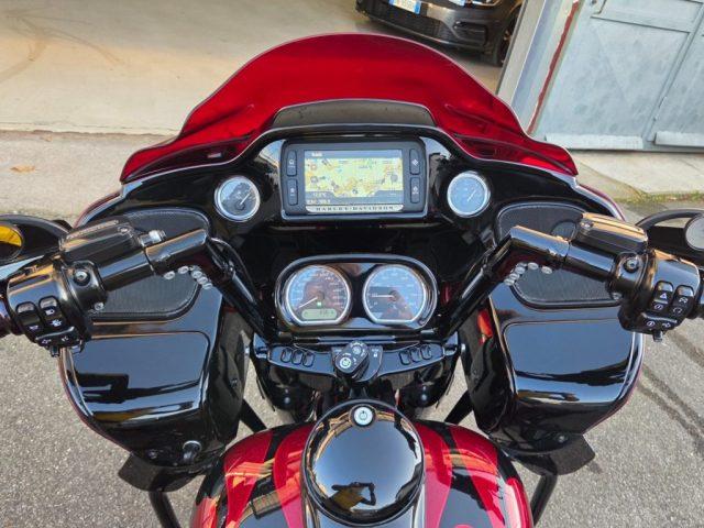 HARLEY-DAVIDSON FLTRXS Road Glide 107 hard candy custom UNICA !!!