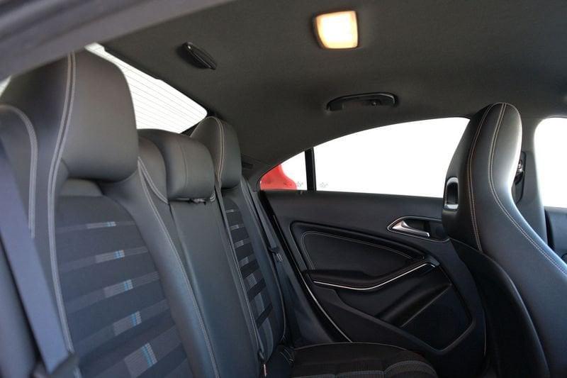 Mercedes-Benz CLA 200 d Automatic Sport Night