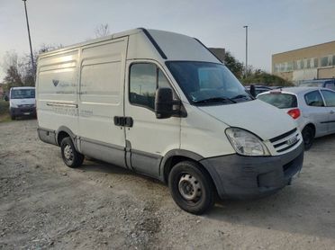 Iveco Daily 35 C12V H3 p.m.