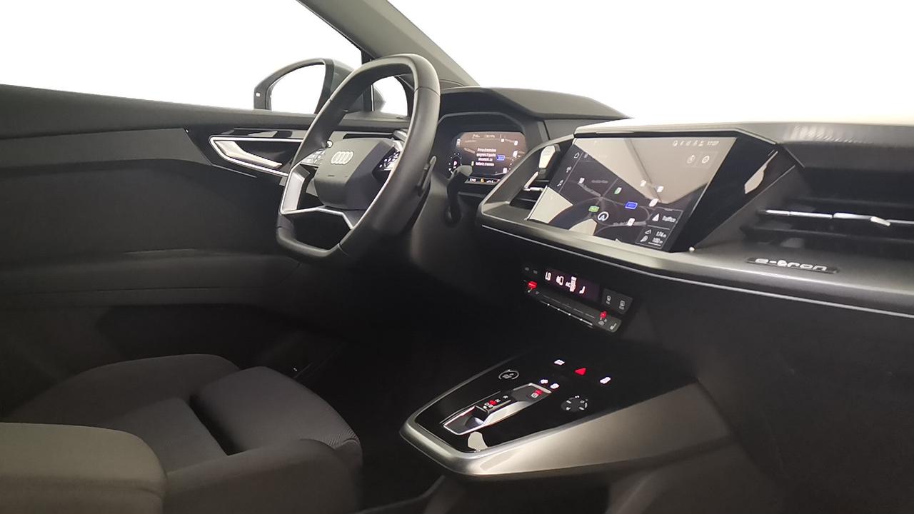AUDI Q4 Sportback e-tron - Q4 Sportback e-tron 50 S line edition quattro