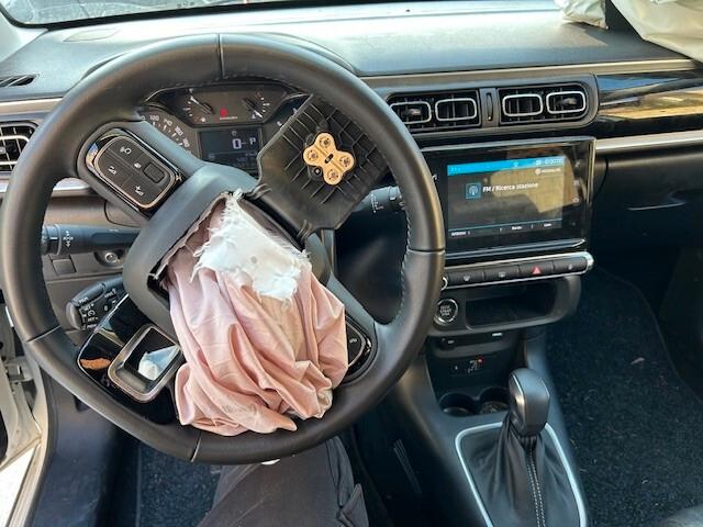 Citroen C3 2024 PureTech 100 S&S You Pack Plus incidentata