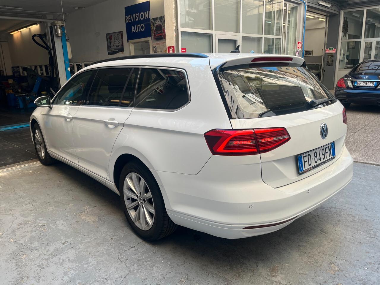 Volkswagen Passat Variant 1.6 TDI Trendline BlueMotion Technology