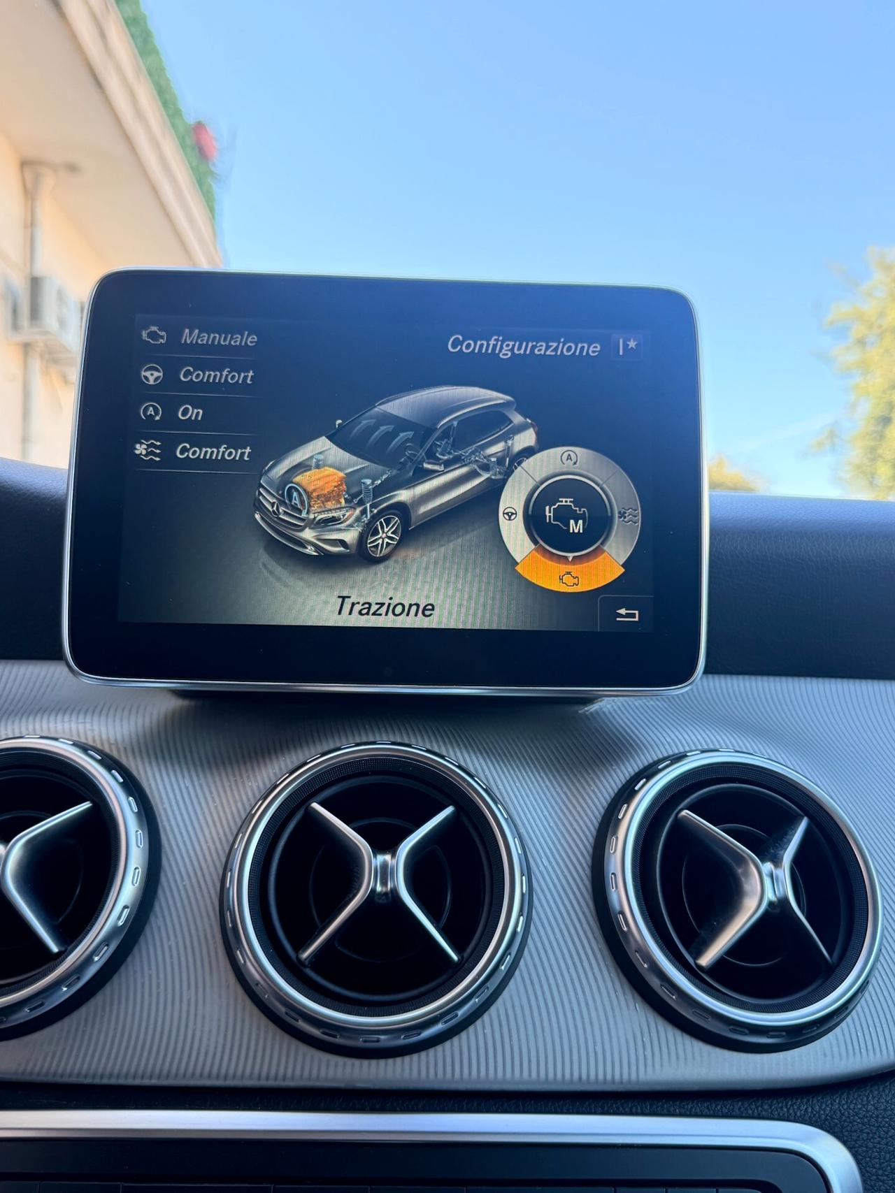 Mercedes-benz GLA 200 d Premium auto TELECAMERA,NAVI,ANDROID AUTO,INTERNI IN PELLE,FULL LED,BLOCK SHAFT