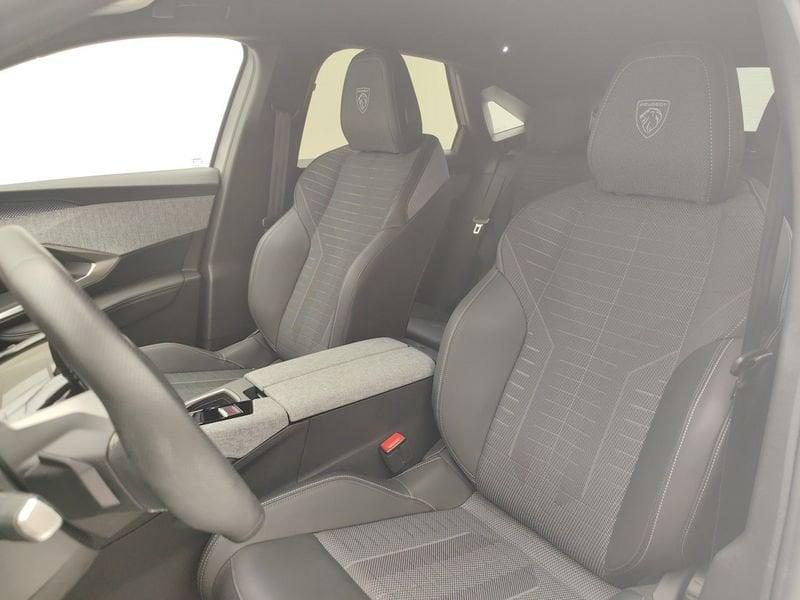 Peugeot 3008 III 2024 1.2 hybrid GT 145cv e-dcs6