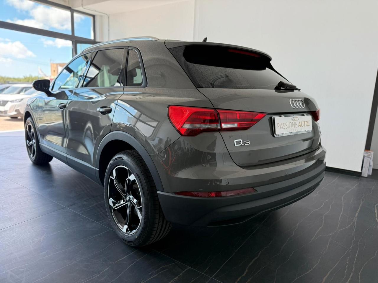 Audi Q3 35 TDI S tronic Business Advanced