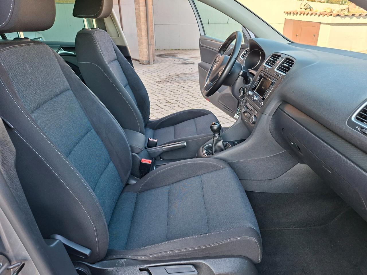 Volkswagen Golf 1.6 TDI DPF 5p. Highline UNICOPR.