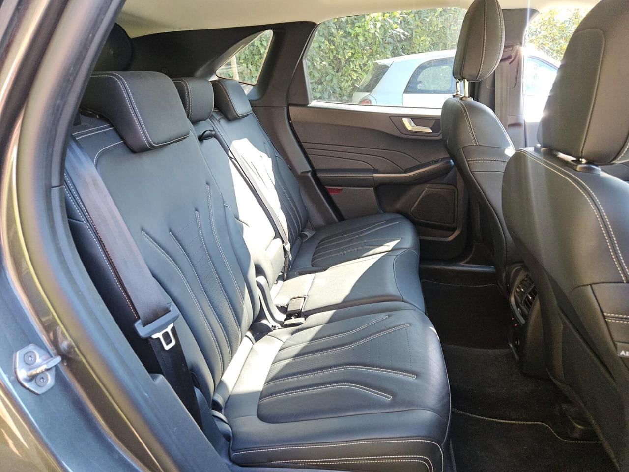 Ford Kuga 2.5 Full Hybrid 190 CV CVT AWD Vignale