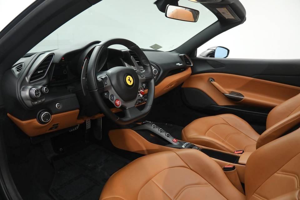 Ferrari 488 Ferrari 488 Cabrio - Noleggio Lungo Termine - Leasing all Inclusive