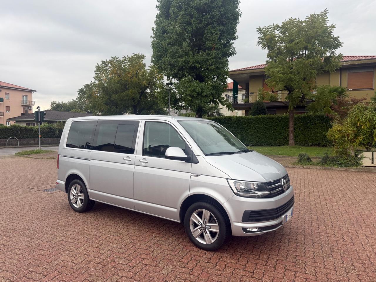 Volkswagen Caravelle 2.0 TDI 150CV DSG