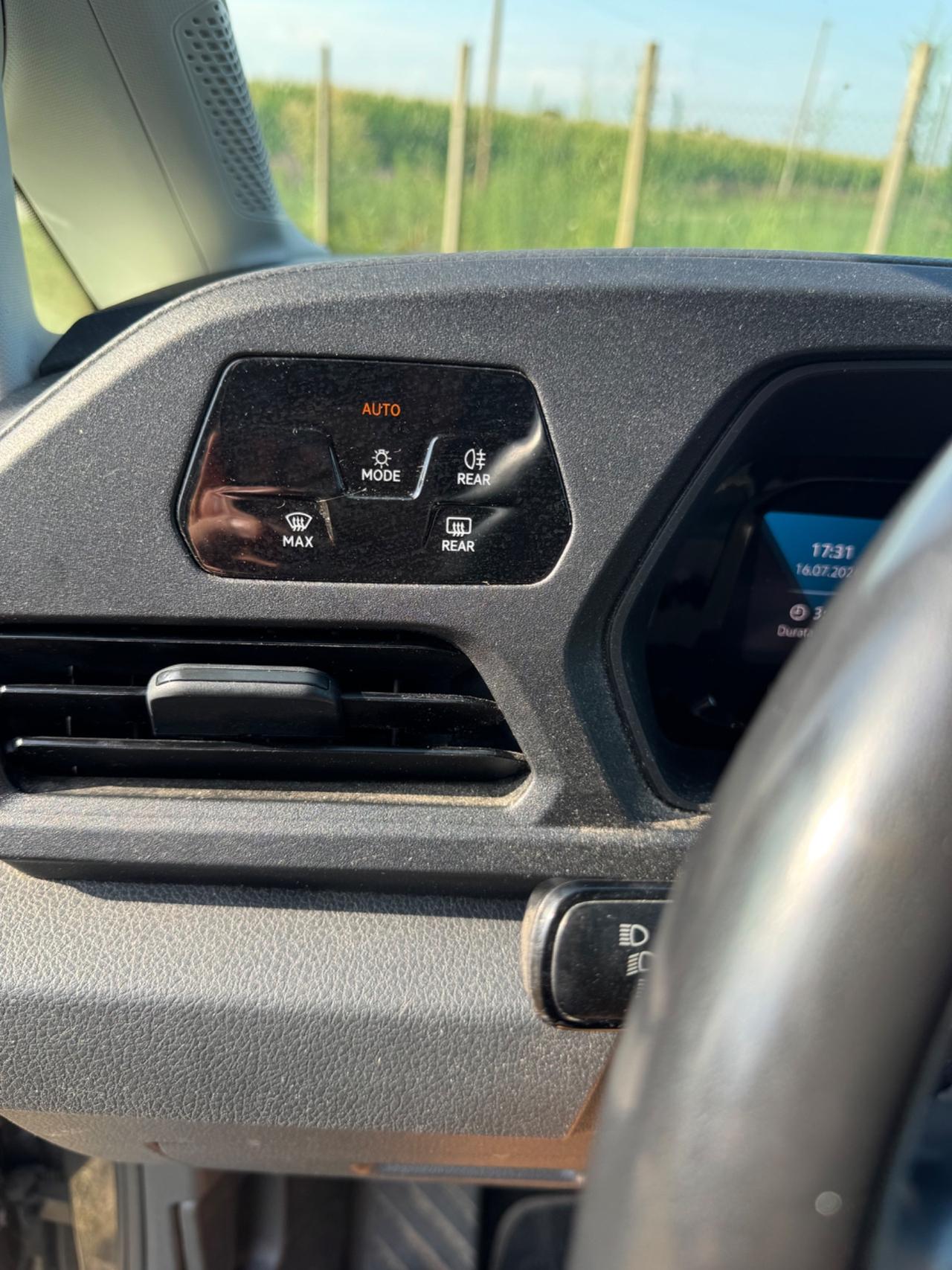 Volkswagen Caddy 2.0 TDI 122 CV DSG Space