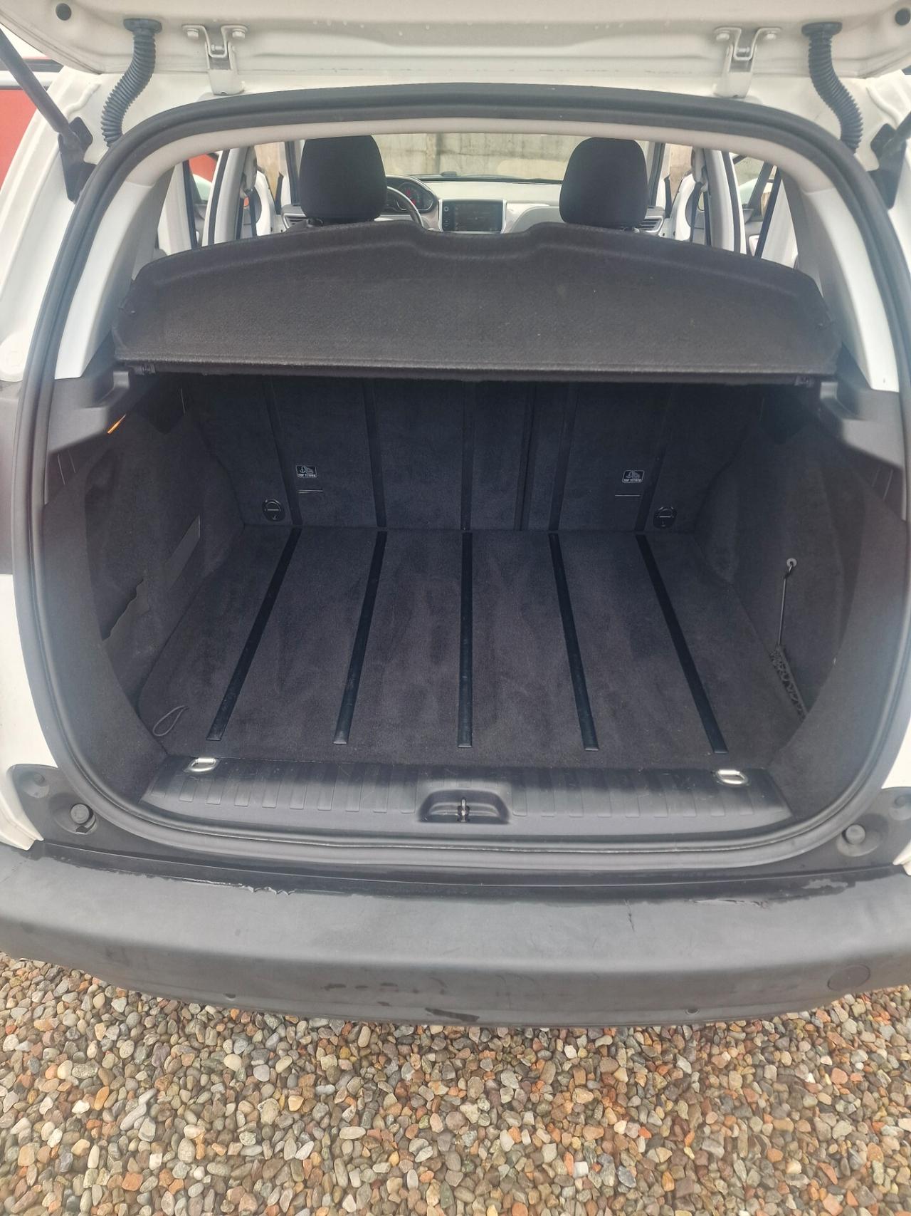 Peugeot 2008 PureTech 82 Active