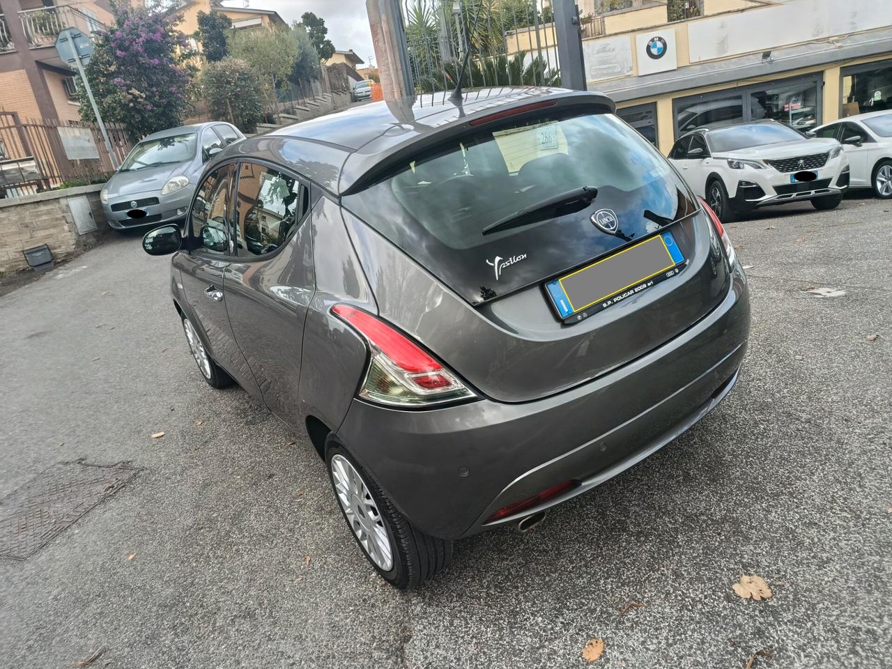 Lancia Ypsilon 1.2 69 CV 5 porte GPL Ecochic Gold