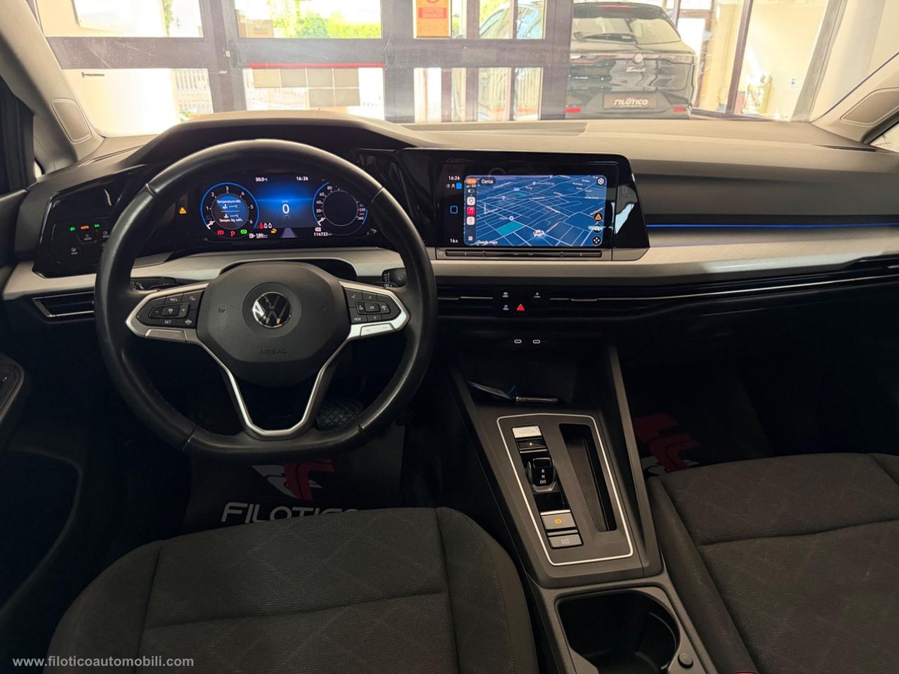VOLKSWAGEN Golf 2.0 TDI 150CV DSG SCR Life FULL | USATO GARANTITO