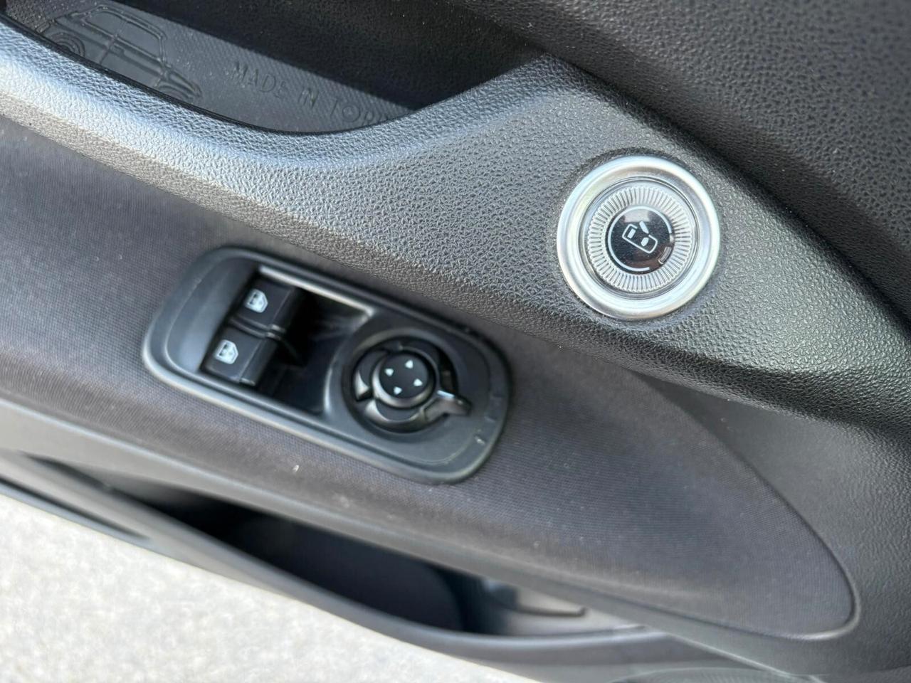Fiat 500 500e Berlina 42 kWh La Prima