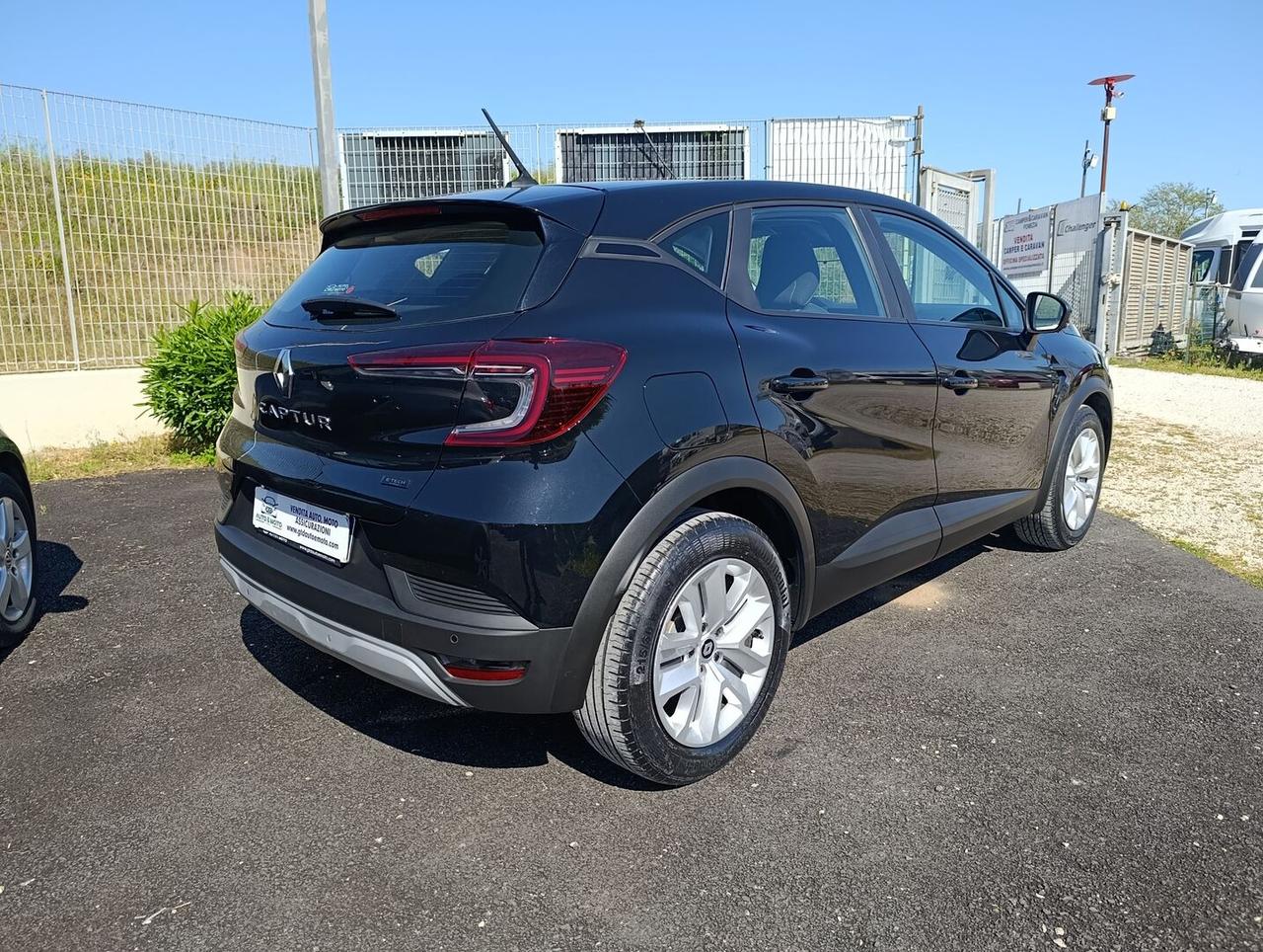 Renault Captur 1.6 E-Tech full hybr.Equilibre 145cv auto