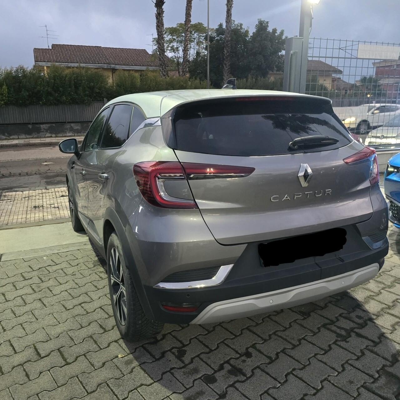 Renault Captur TCe 12V 90 CV Techno