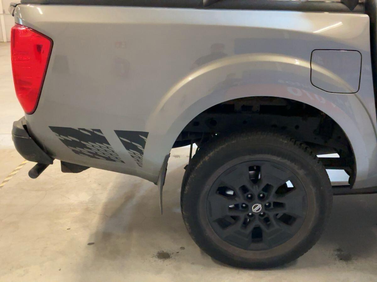Nissan Navara 2.3 dCi 190 CV 4WD Double Cab N-Guard