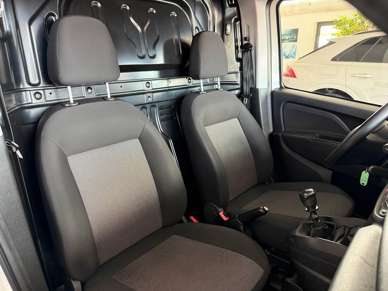 Fiat Doblo 1.6 MJT 120CV S&S "I.V.A.T.O"