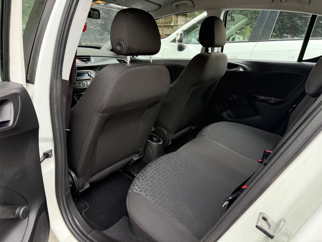 Opel Corsa ok neopatentati GARANZIA 12 MESI