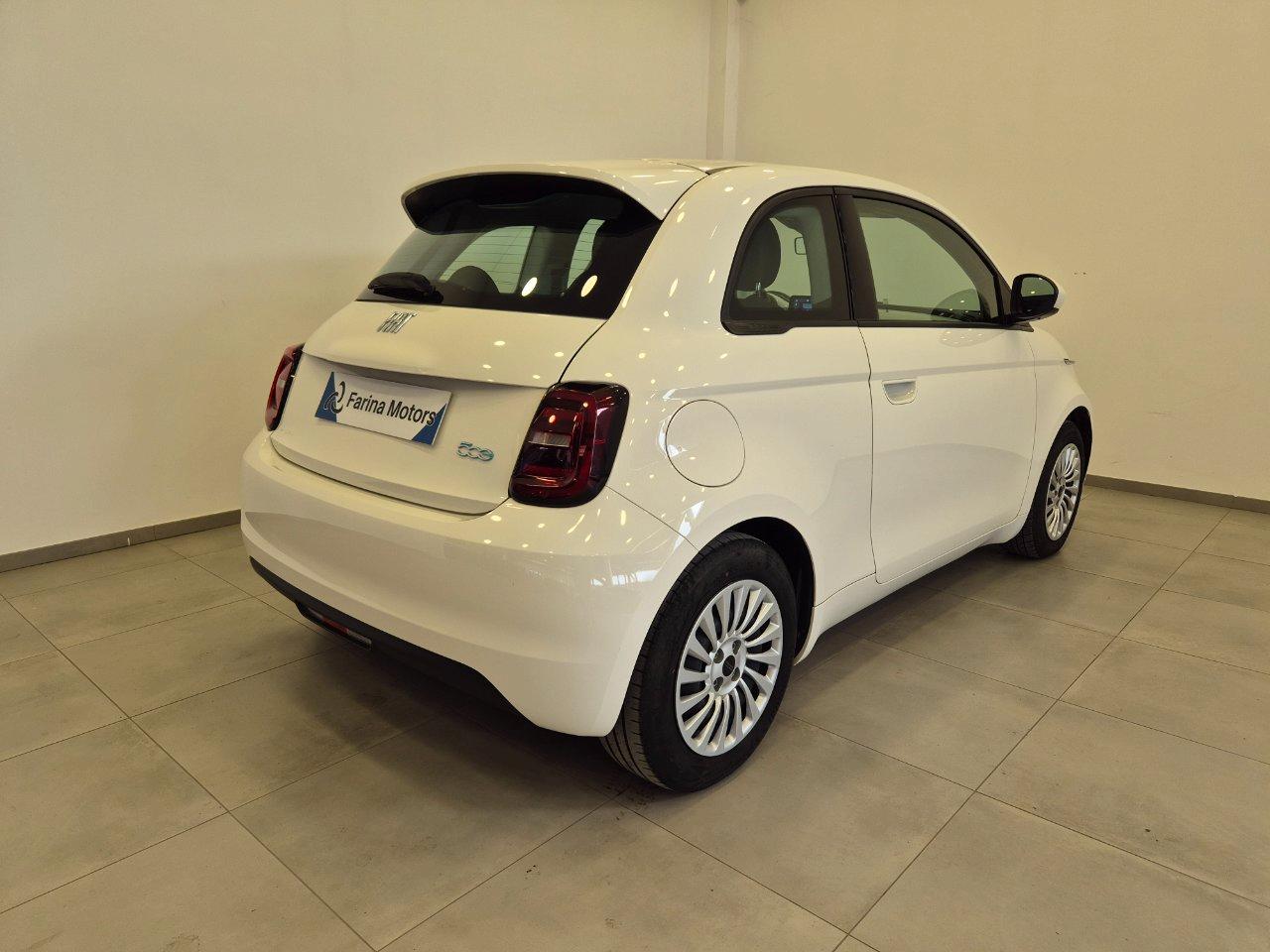 Fiat 500e 42 kWh Action Plus IN PROMO - NEOPATENTATI