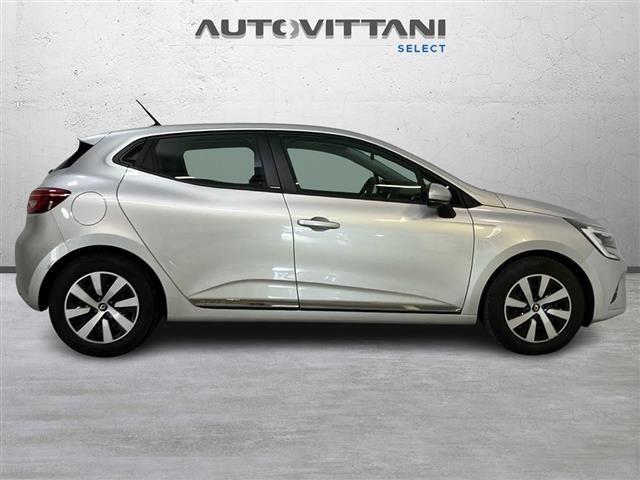 RENAULT Clio 1.6 E Tech hybrid Zen 140cv auto my21