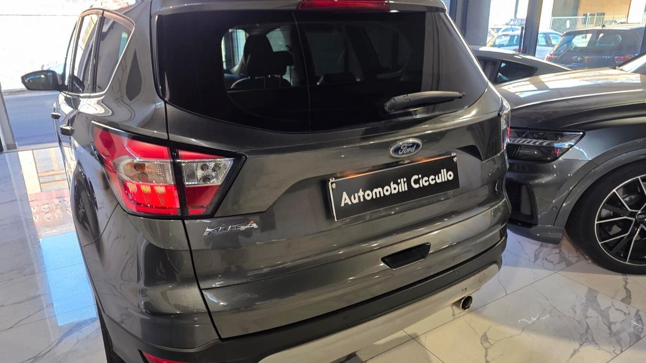 Ford Kuga 2.0 TDCI 150 CV S&S 4WD ST-Line