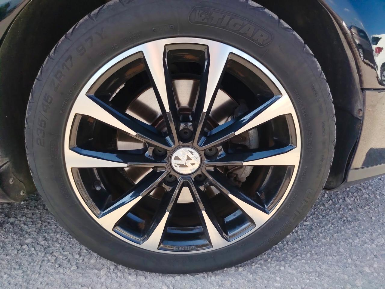 Volkswagen Passat 2.0 tdi