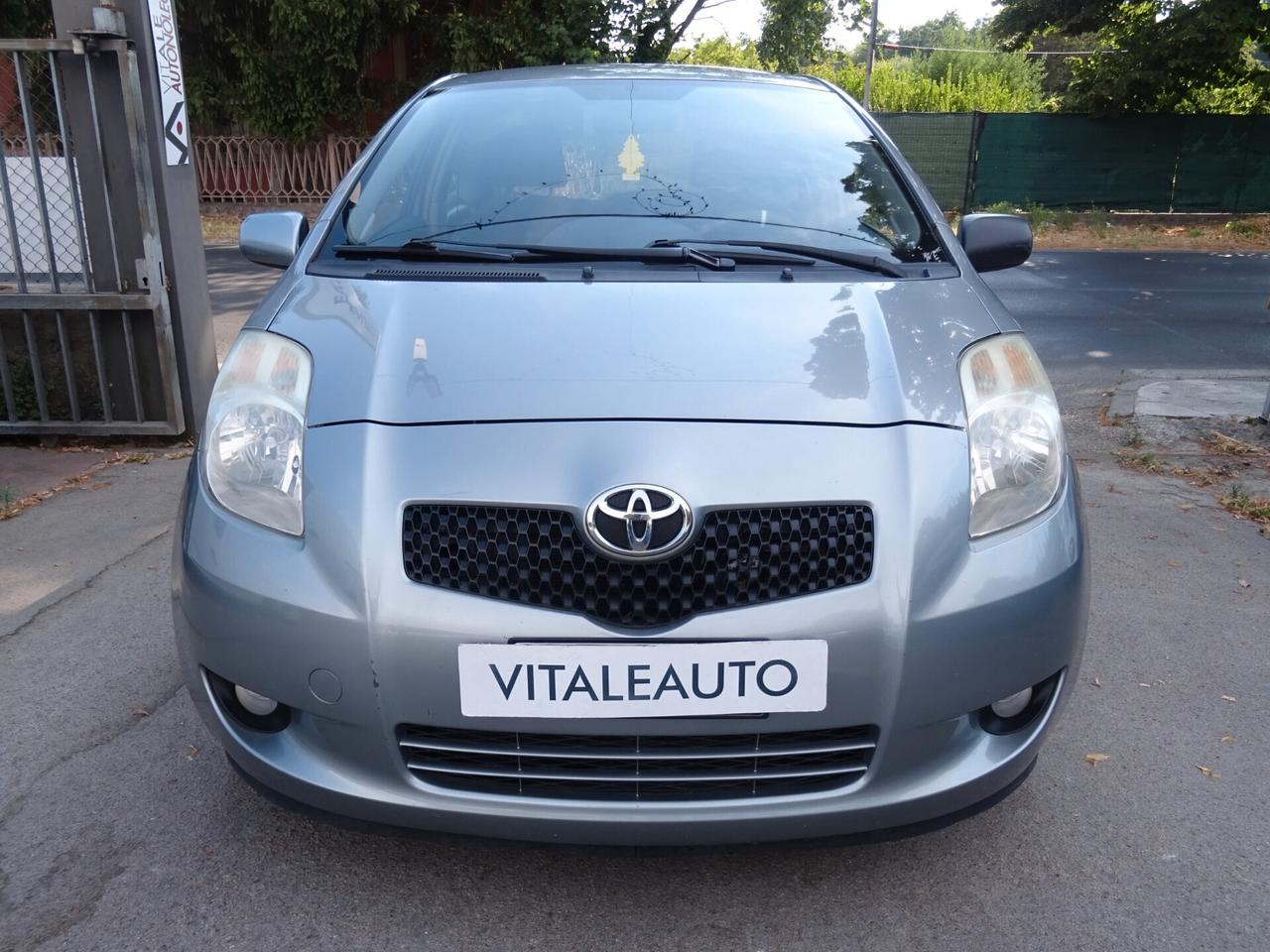 Toyota Yaris 1.3 3 porte OK NEOPATENTATI