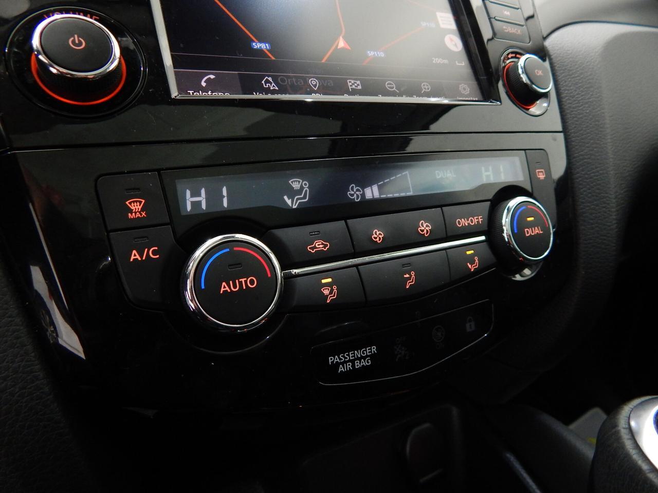 Nissan Qashqai 1.5 dci Tekna 115cv dct TETTO-NAVI-PELLE-RADAR-LED