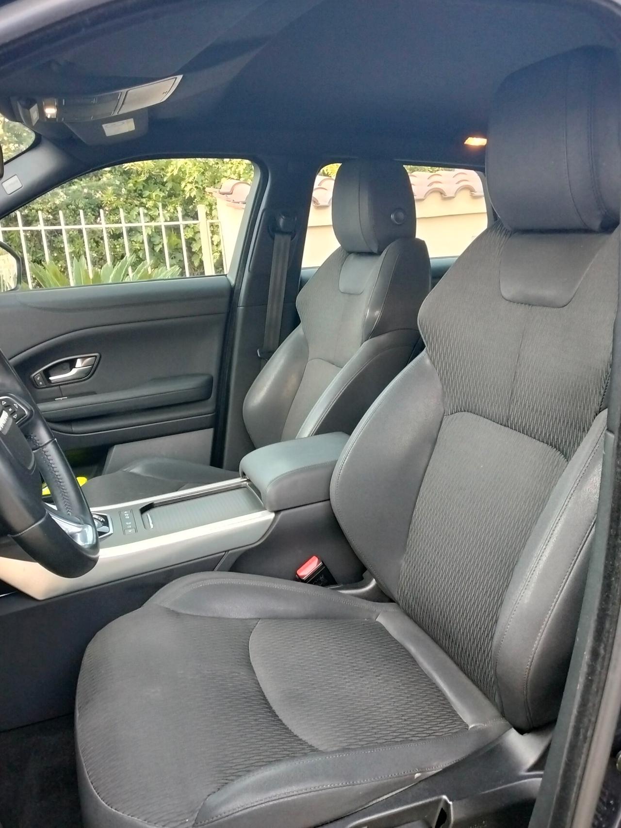 Land Rover Range Evoque 2.0 TD4 150 CV 5p. SE Dynamic