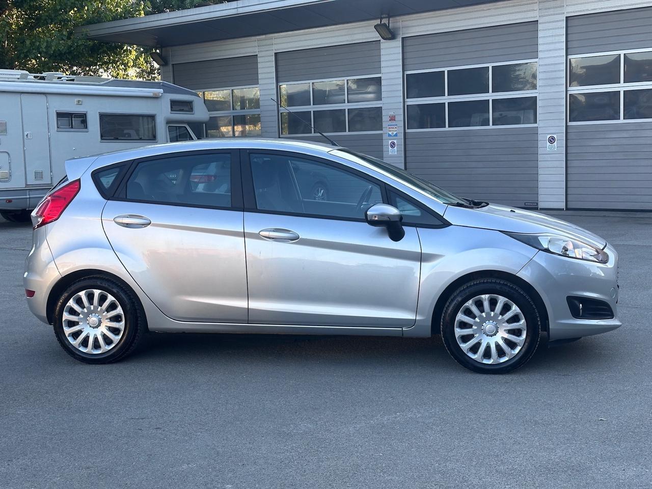 Ford Fiesta 1.4 5 porte Bz.- GPL