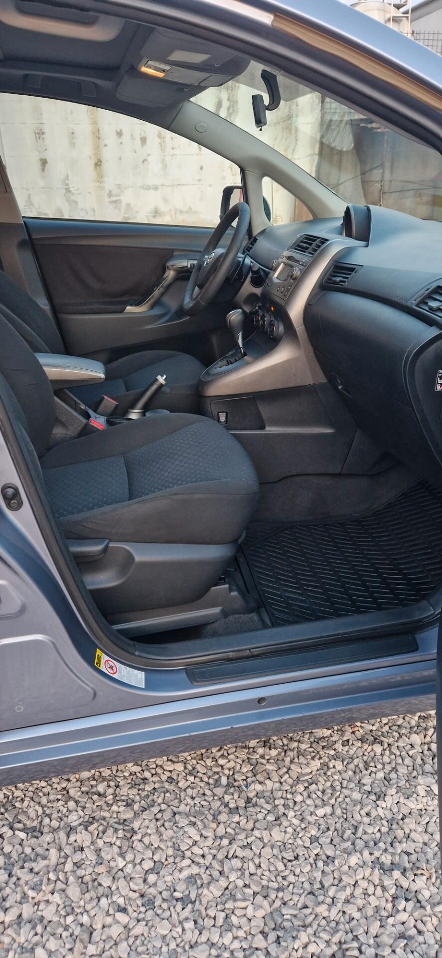 Toyota Verso 2.0 D Sol automatica full