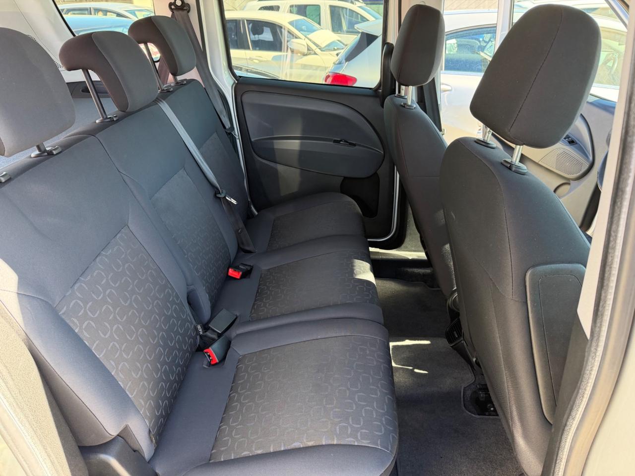 Fiat Doblo Doblò 1.6 MJT 16V Active