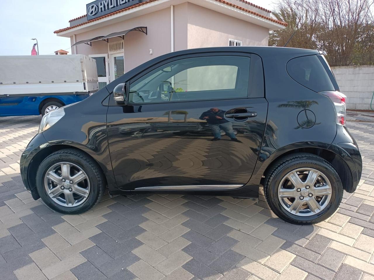 Toyota iQ Turbodiesel 1.4 90 cv 6 marce 4 POSTI