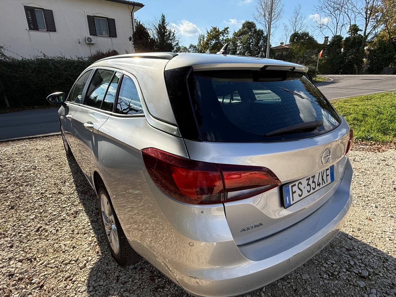 Opel Astra 1.6 CDTi 136CV aut. Sports Tourer Innovation