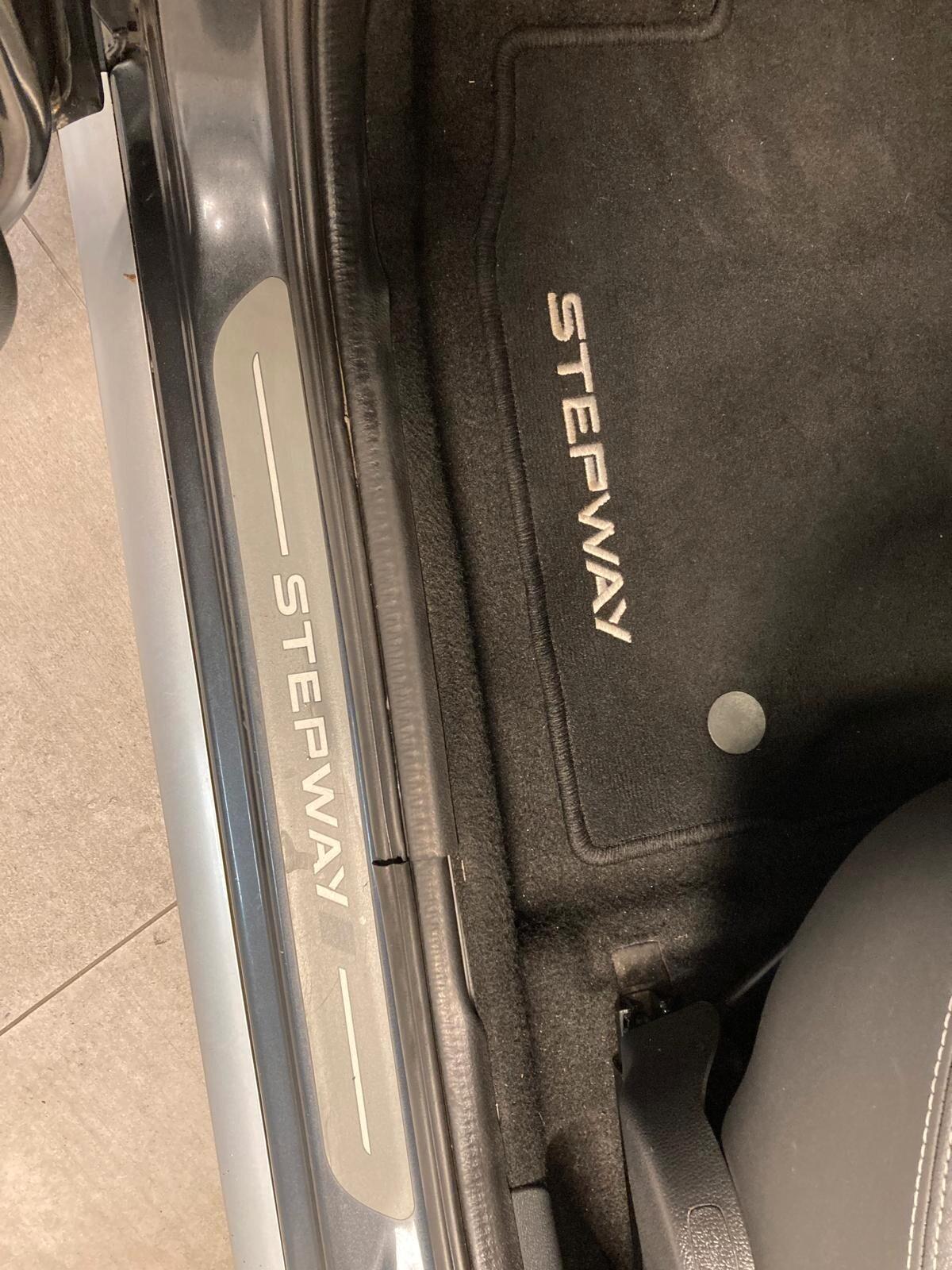 DACIA SANDERO 1.6 - IMPIANTO GPL ORIGINALE- SCAD. 2032