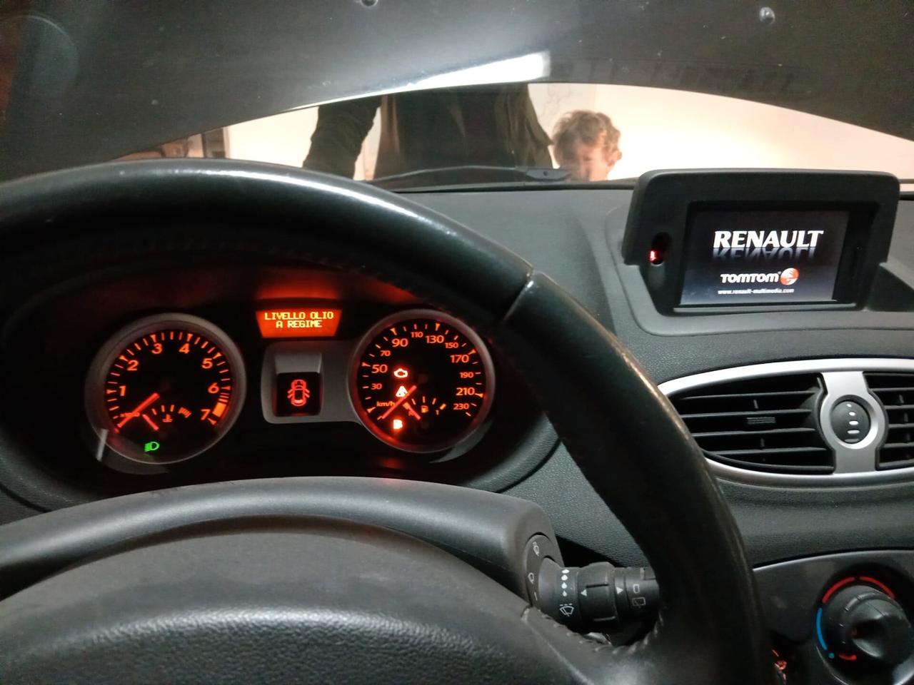 Renault Clio 1.2 16V 5 porte Dynamique DA NEOPATENTATI