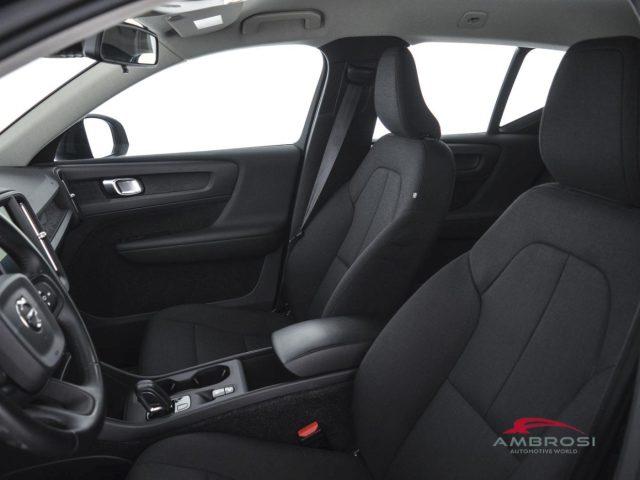 VOLVO XC40 D3 AWD Geartronic Momentum