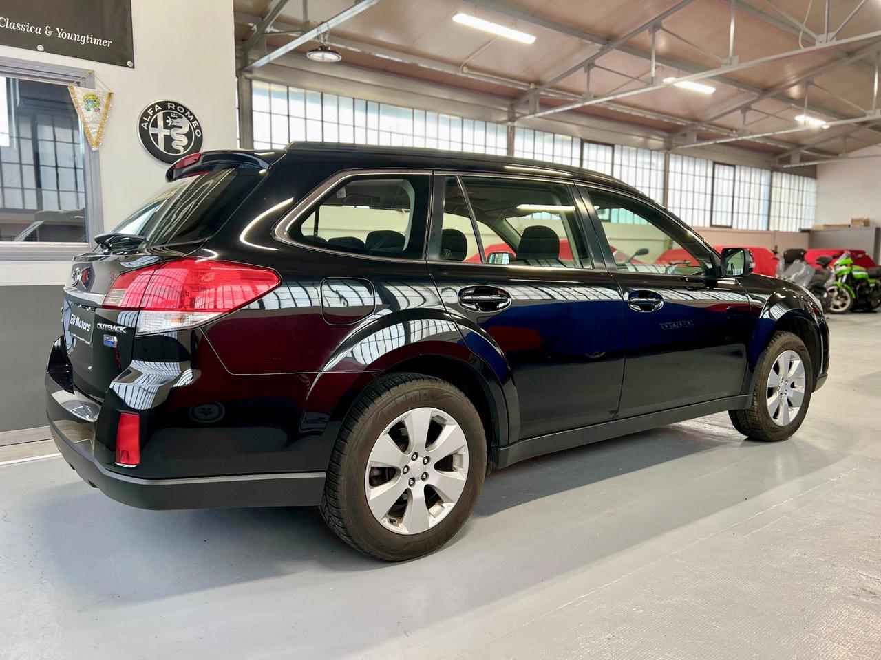 Subaru OUTBACK 2.0D 150cv Trend Limited 6m 4WD