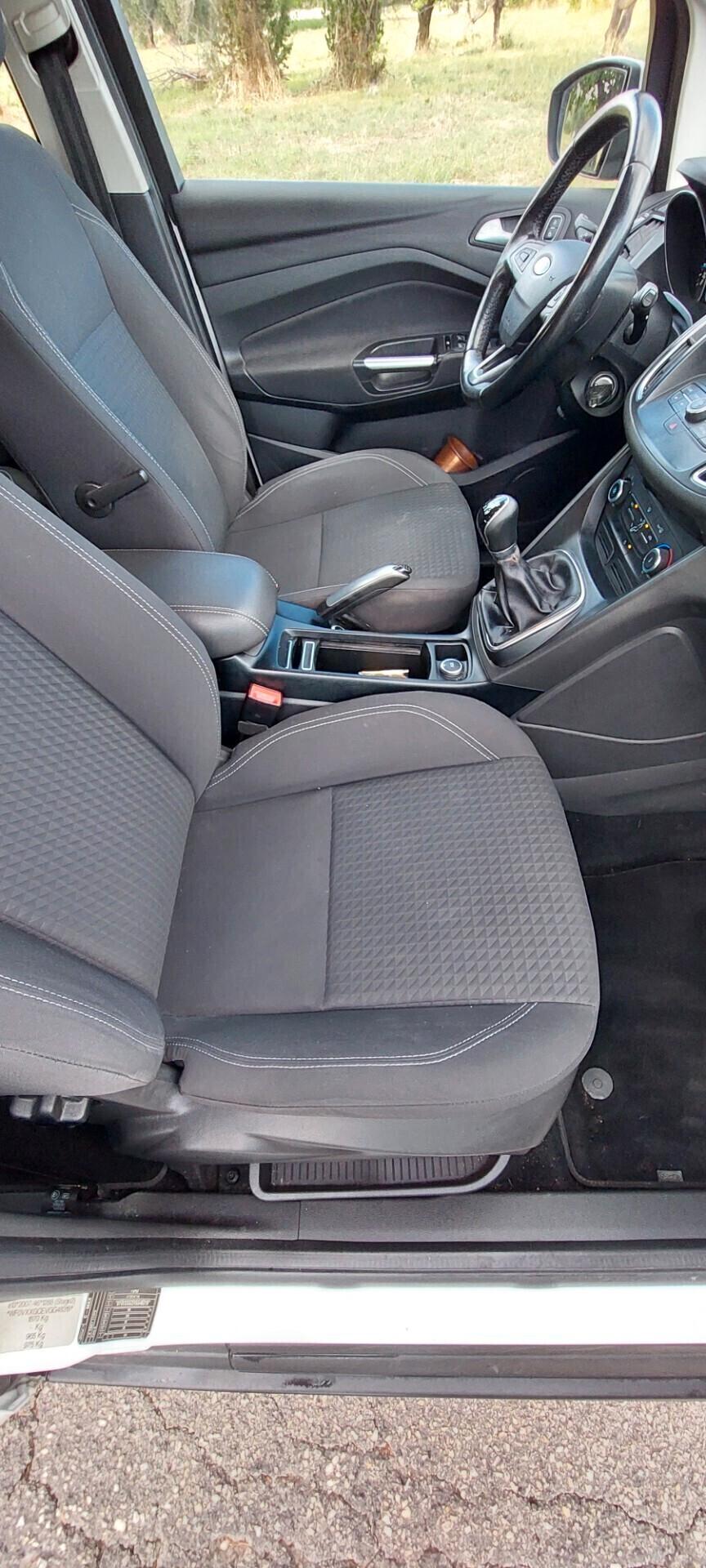 C-MAX 1,6 GPL DI SERIE 120 CV TITANIUM NAVI TELEFONO SENSORI FULL FULL IMPECCABILE