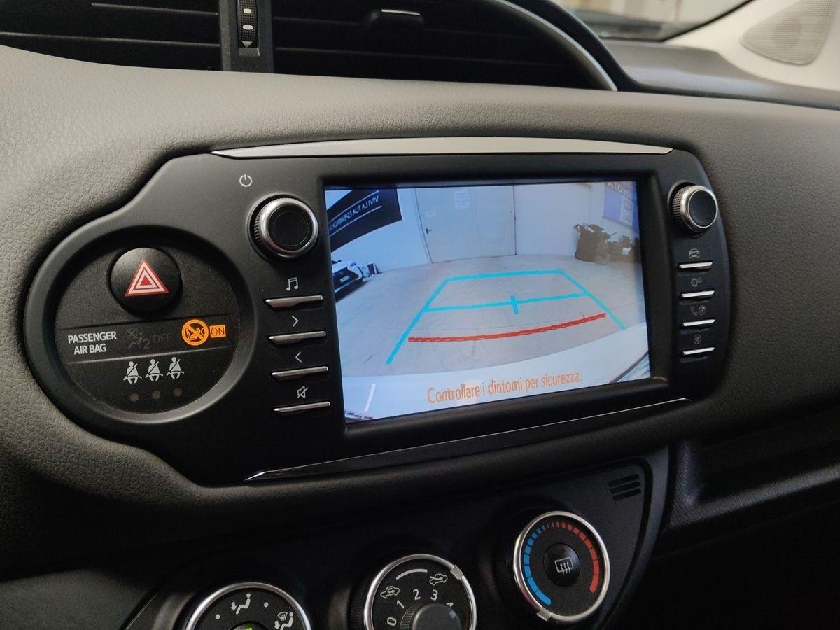 TOYOTA Yaris III 2017 - Yaris 5p 1.0 Active