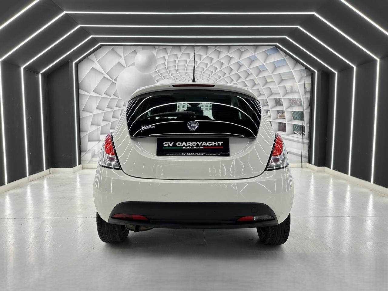 Lancia Ypsilon 1.2 69CV GPL-NEOPATENTANTI-KM CERTIFICATI-PERMUTE