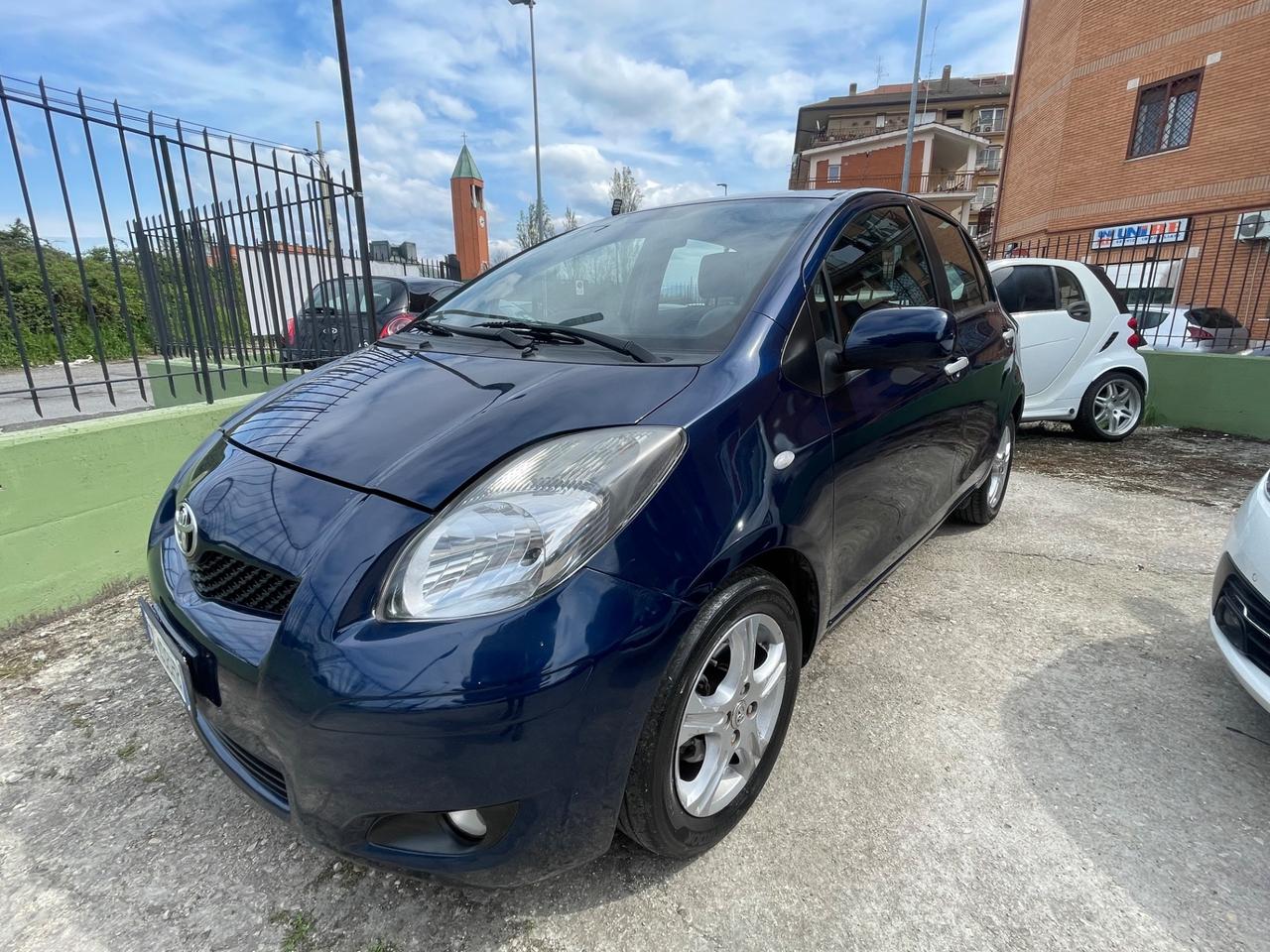 Toyota Yaris 1.3 5 porte M-MT Sol !!AUTOMATICA!!