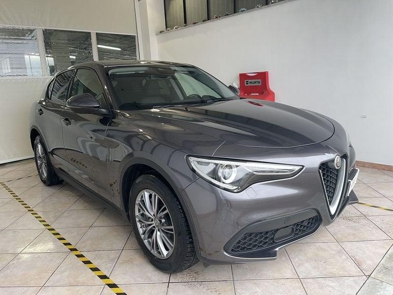 Alfa Romeo Stelvio 2.2 Turbo Diesel 160CV Business AT8 RWD