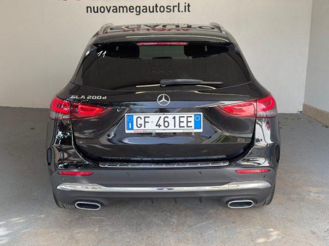 MERCEDES-BENZ GLA 200 d Automatic Premium