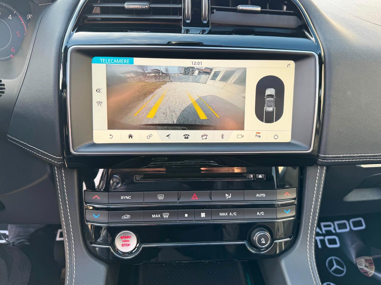 Jaguar F-Pace 2.0 R-Sport AWD 180cv my19 | PREZZO PROMO