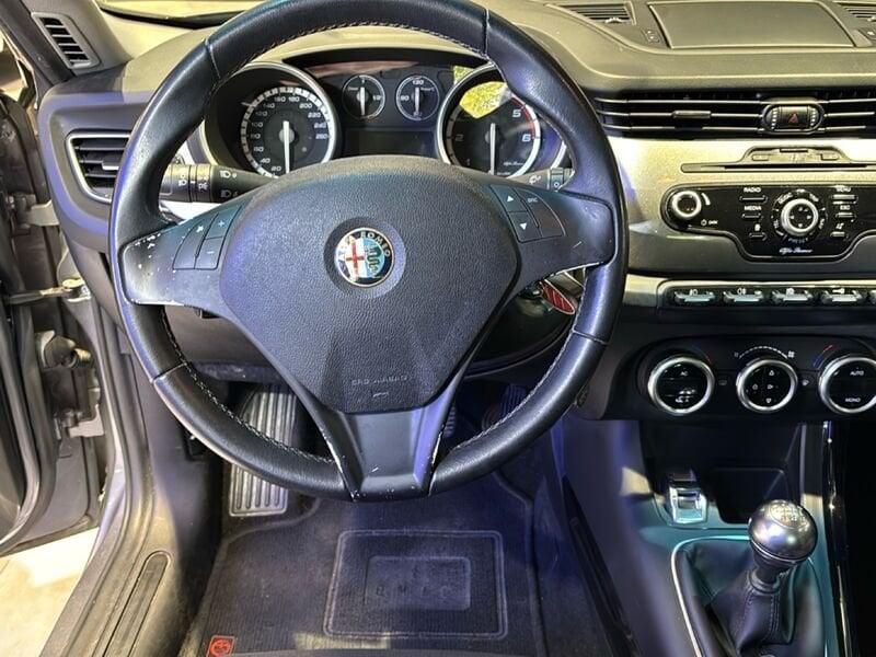 Alfa Romeo Giulietta Giulietta 2.0 jtdm(2) Distinctive 140cv