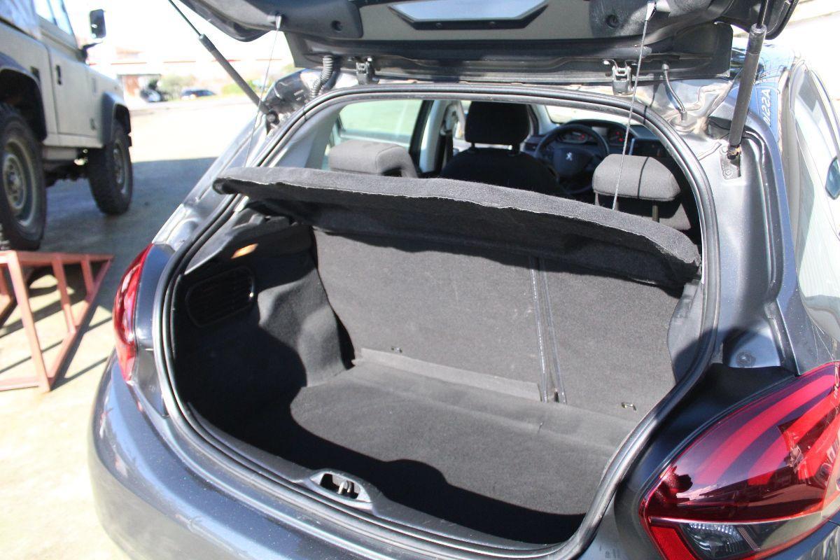 PEUGEOT - 208 - BlueHDi 75 5p. Allure