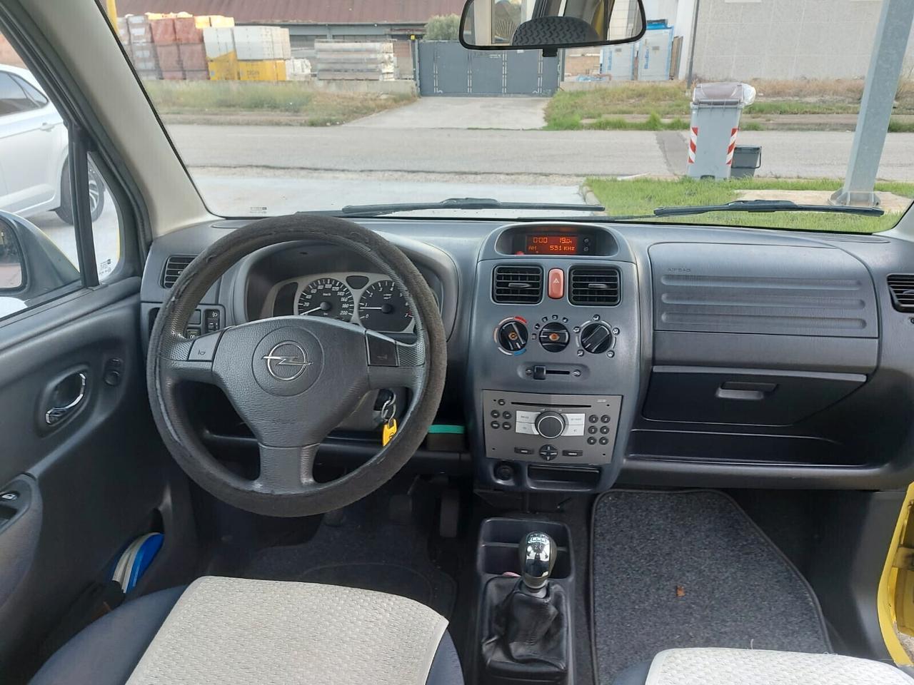 Opel Agila 1.2 16V Enjoy * Soli 49000 Km.