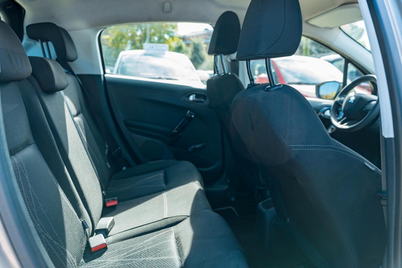 PEUGEOT - 208 - 1.4 HDi 68 CV 5p. Active - NEOPATENTATI - FINANZIABILE - PERMUTE